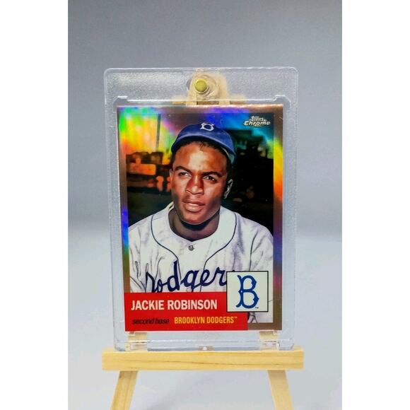 Jackie Robinson #42 Topps Chrome Rose Gold Refractor SSP 65/75 Topps 2022 - Picture 2 of 7
